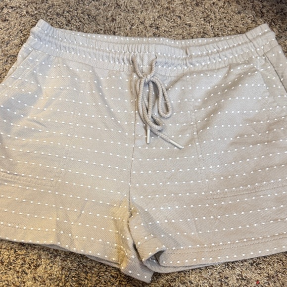 Women's khaki Polka Dot Shorts - Picture 1 of 3